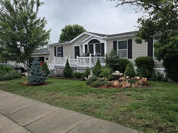 2801 S Greenfield Rd, Brookline, MO 65619