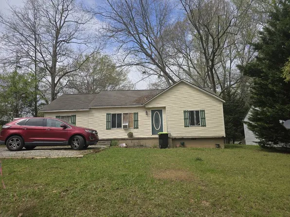268 White St, Tallapoosa, GA 30176