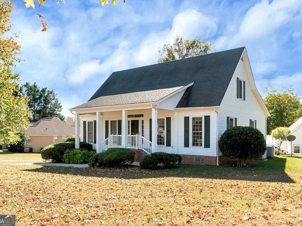 177 Chandler Heights Cir, Alto, GA 30510