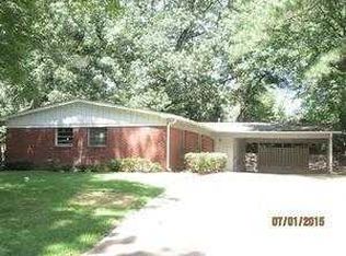 704 Bellevue St, Clinton, MS 39056