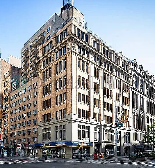 295 Park Ave S #7H — Photo 17