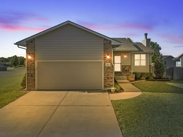 343 E Wessels Cir, Mulvane, KS 67110