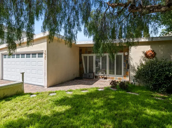 2621 Voorhees Ave, Redondo Beach, CA 90278