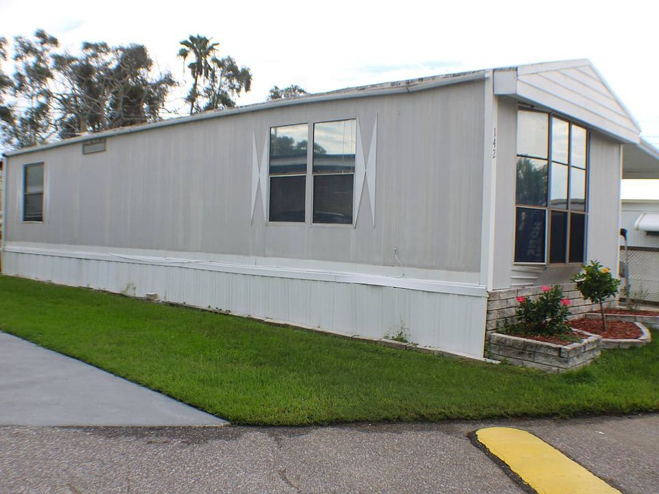1st image of 123 S McMullen Booth Rd #142