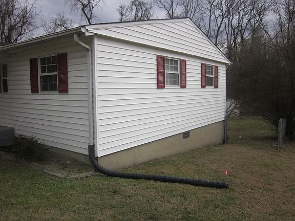 3rd image of 4604 Edgelawn Ave NW