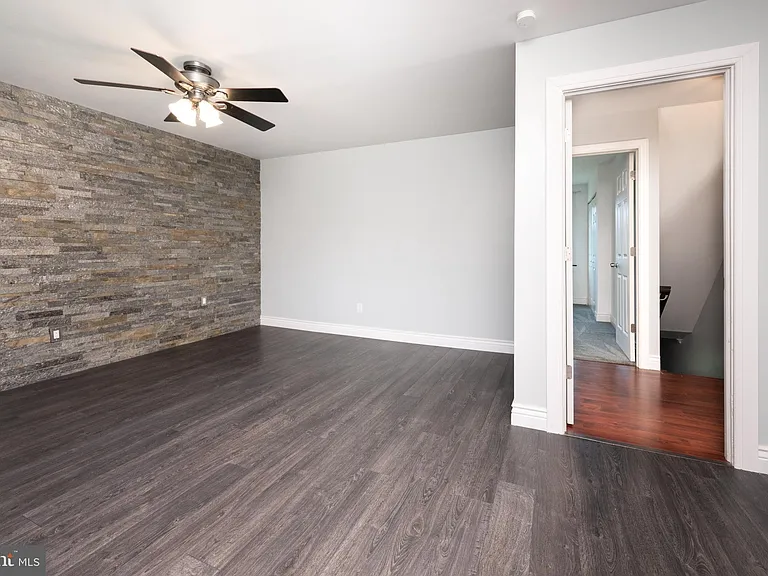 6517 Jefferson Ct — Photo 13