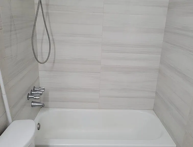 11610 N Bayshore Dr #3H — Photo 8