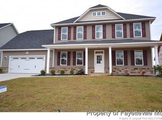 2027 Maitland Dr, Fayetteville, NC 28314