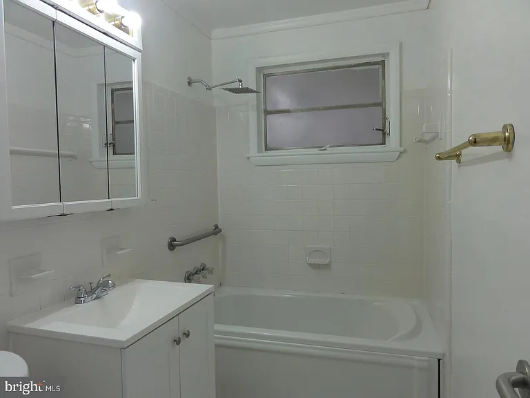 7029 Woodley Ln — Photo 24