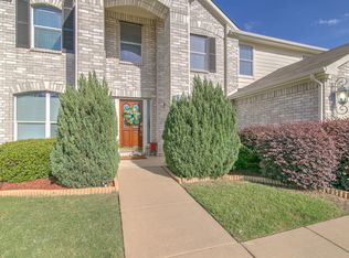 4215 Glengate Dr, Arlington, TX 76016