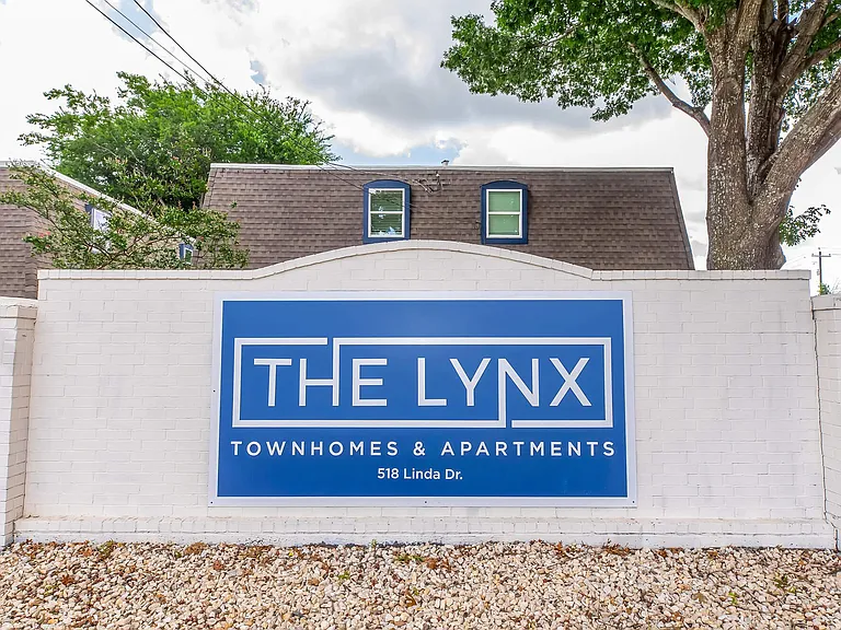 The Lynx — Photo 24