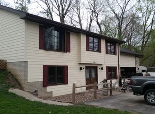 2905 44th St, Rock Island, IL 61201