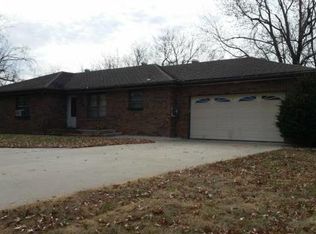 6024 Norfleet Rd, Kansas City, MO 64133