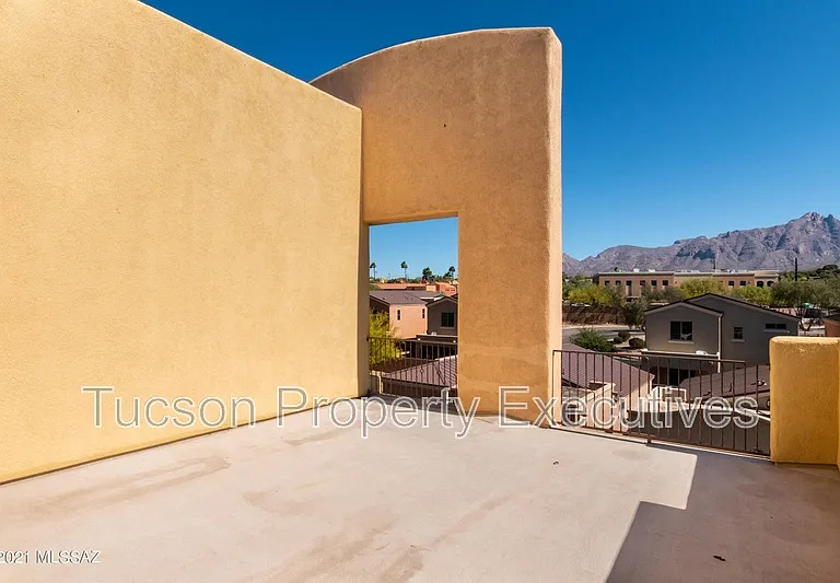 2442 E Emerald Moon Dr #1 — Photo 29