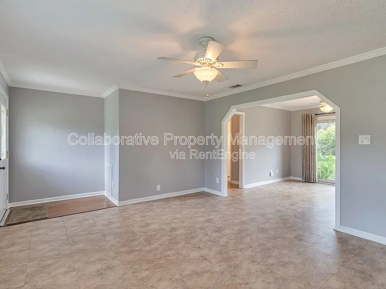 319 Tanglewood Rd — Photo 11