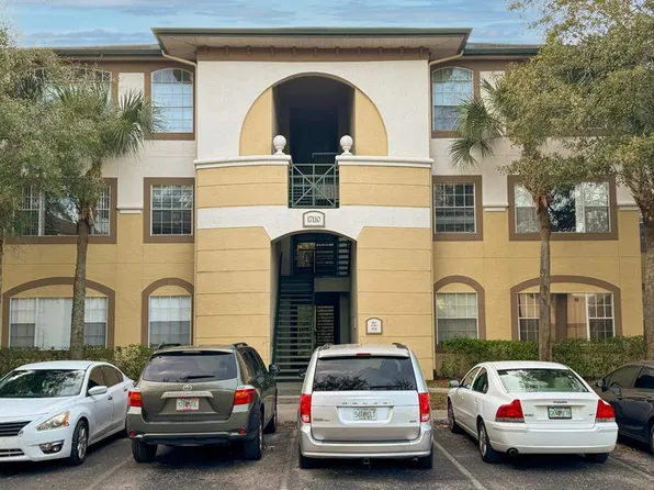 17110 Carrington Park Dr APT 814, Tampa, FL 33647
