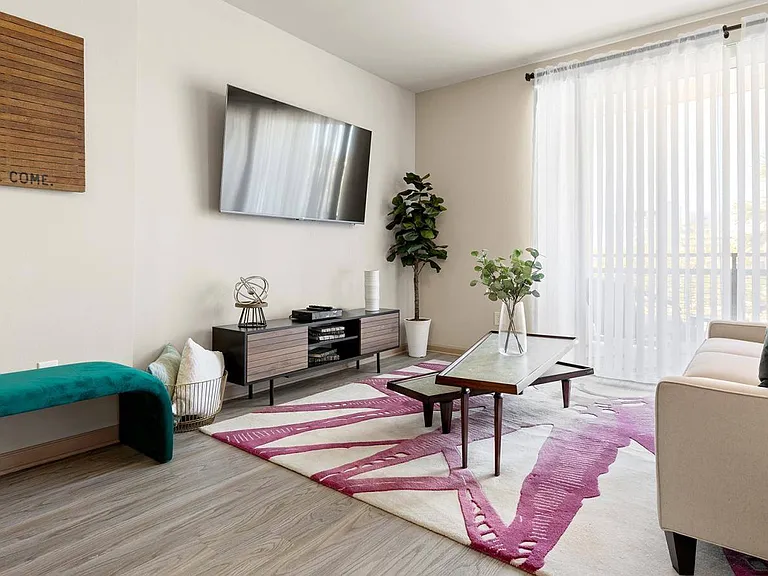 Mosaic Westshore Apartments — Photo 20