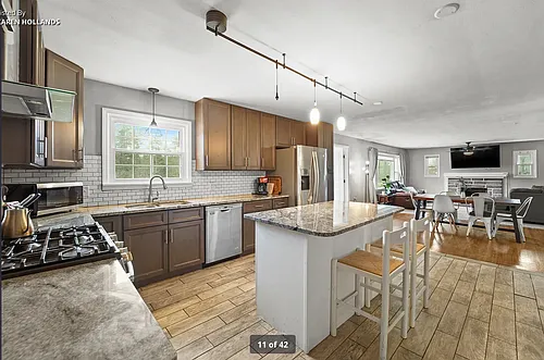 628 Coddington Rd Photo 1