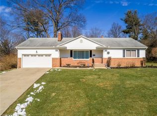 2041 Ganyard Rd, Akron, OH 44313