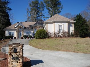 302 Laurel Creek Ct, Lawrenceville, GA 30043