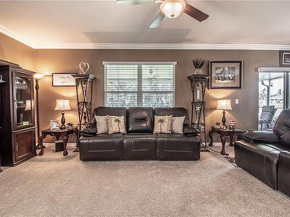 3rd image of 726 Wiltonway Dr