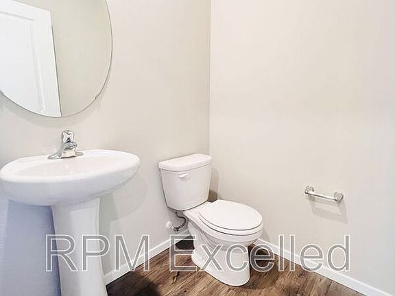4th image of 18824 109th Avenue Ct E