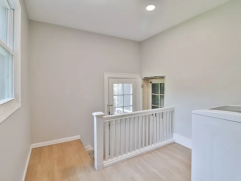 1430 Lakewood Ave #1 — Photo 8
