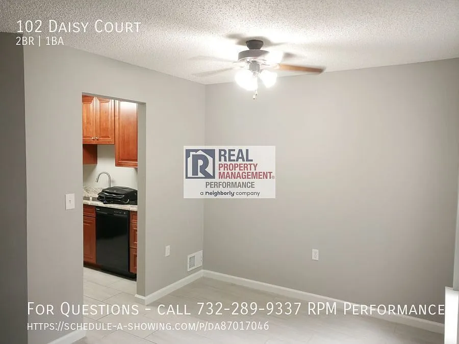 60 Acres Reserve Condominium - 2 BR 1 BA Washer/Dryer — Photo 4