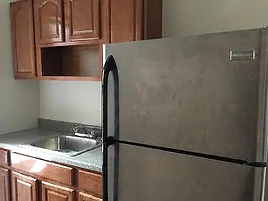 Rented by Duradox Management LLC | media 4