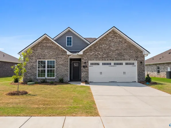 110 Saylor Rose Dr, New Market, AL 35761