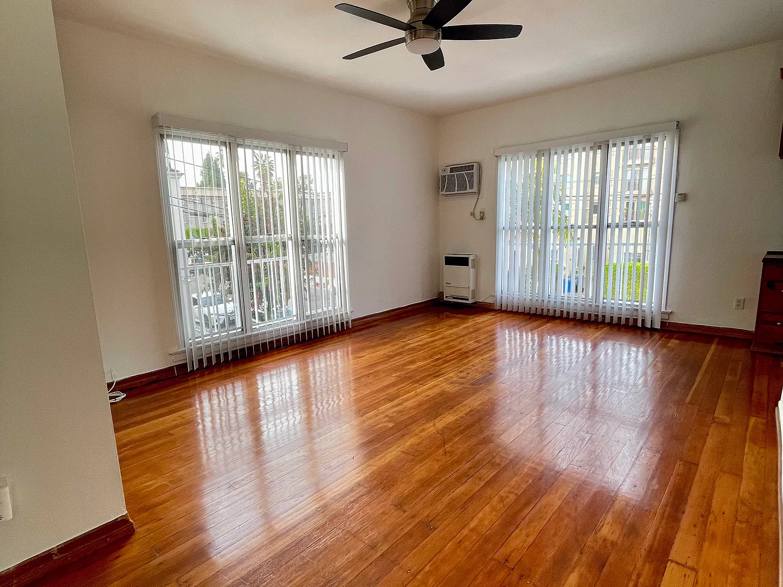 1 bed, 700 sqft, $1,895 — Photo 1