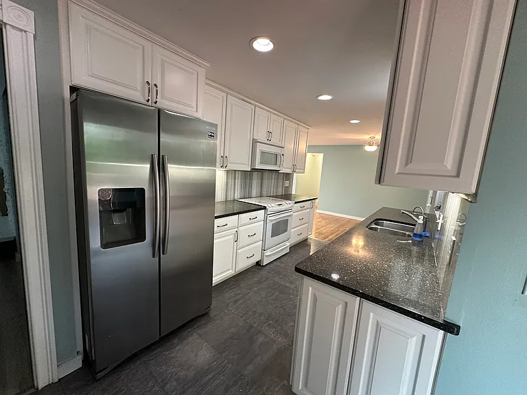 15327 SE 23rd St — Photo 5