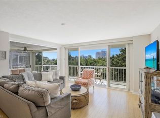 5501 Heron Point Dr APT 201, Naples, FL 34108