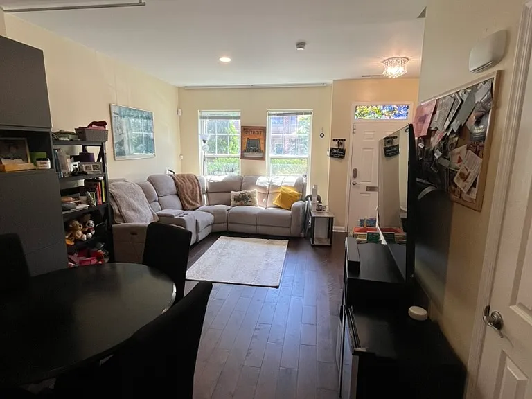 Main living area - reverse angle