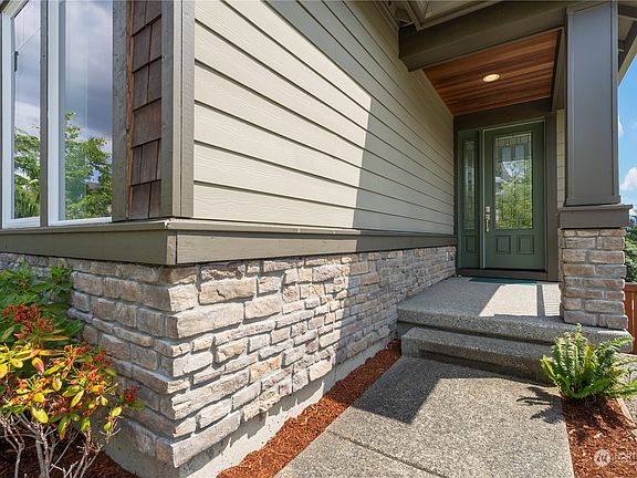 2nd image of 22911 SE 20th Street