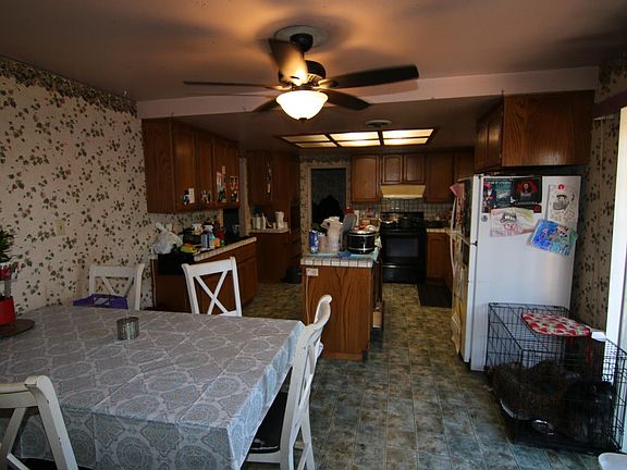 4th image of 7645 Prescott Way