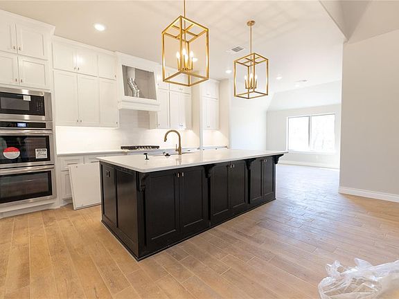 5th image of 3316 Courtney Creek Dr