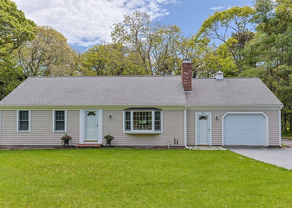 1st image of 11 Little Marsh Ln