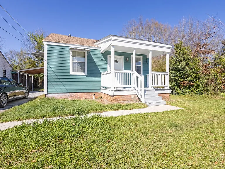 213 Chestnut Ave — Photo 1