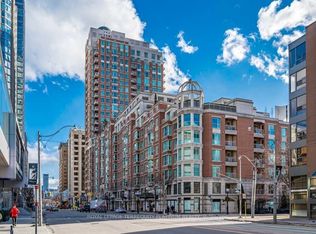 38 Avenue Rd #902, Toronto, ON M5R2G2