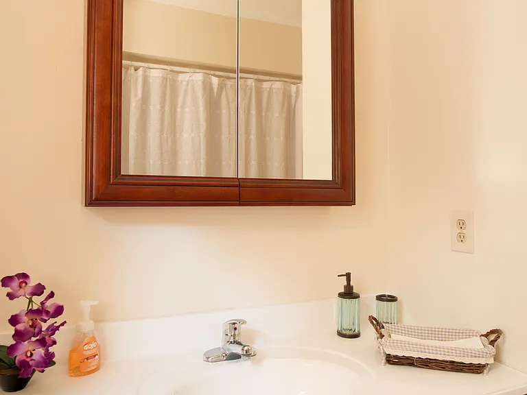Village Park Apartments — Photo 4