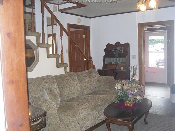 2nd image of 4802 Floyd St