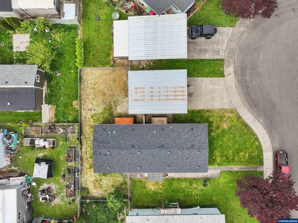 627 NW 6th Ct, McMinnville, OR 97128