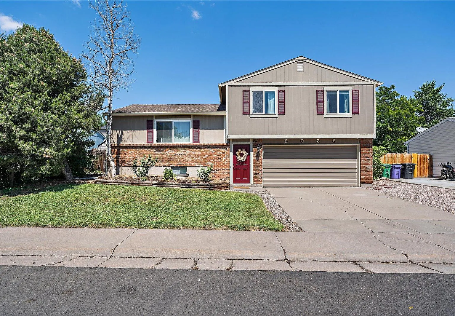 9025 W Bellwood Pl — Photo 1