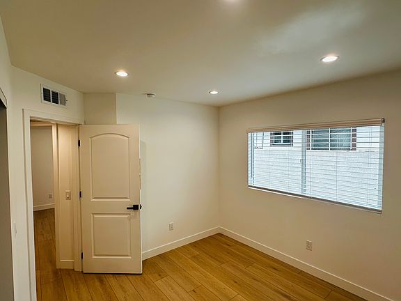 2nd image of 1906 Vassar St APT 1