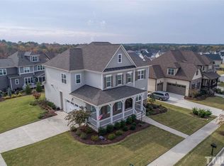 100 Duck Savannah Dr, Holly Springs, NC 27540