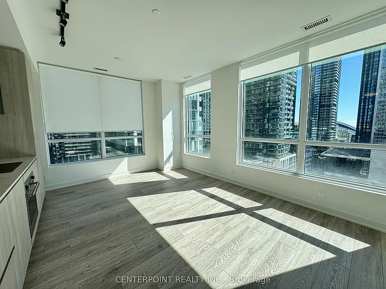 108 Peter St #1906 — Photo 10