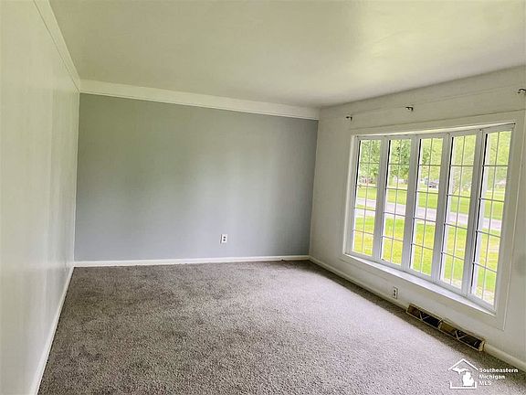 2nd image of 13367 State Park Ave