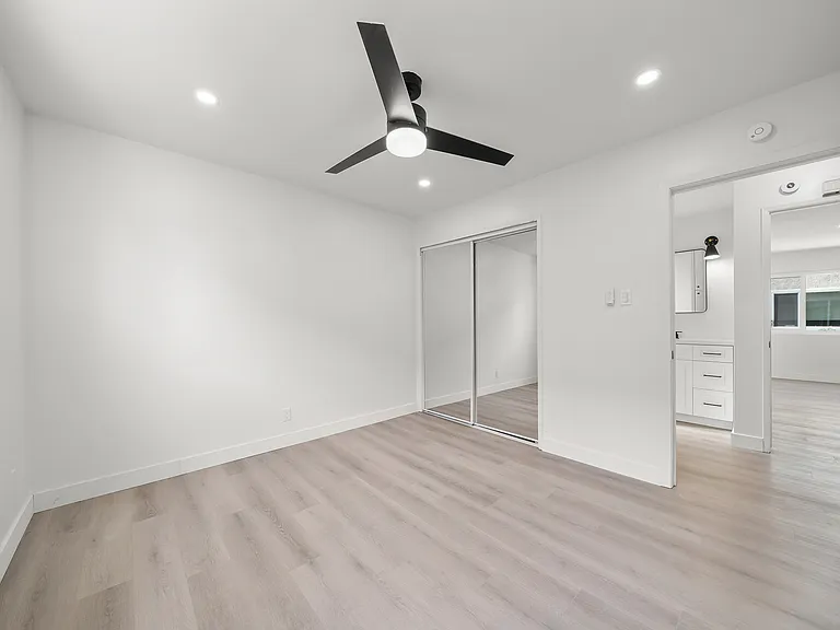 3444 E Wilton St #2 — Photo 3