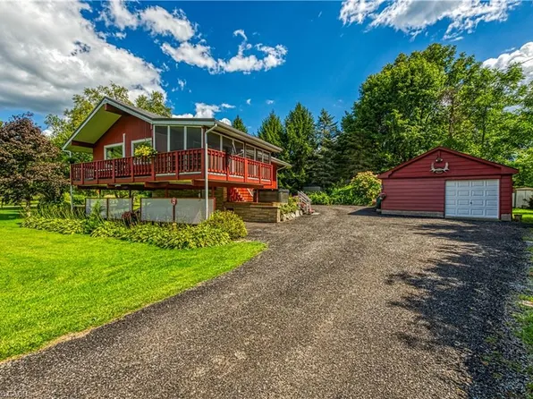 1686 Old Brock St, Norfolk County, ON N0E 1W0